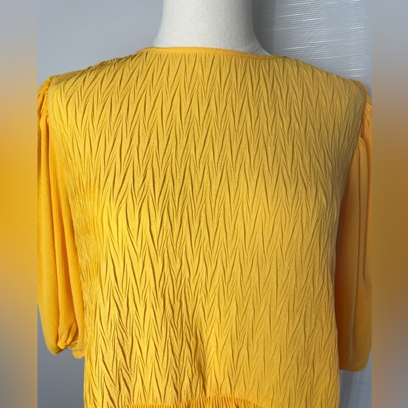 NWT Zara Spring Orange Yellow Flowy Pleated Blouse Top 3/4 Puff Sleeve Small - Picture 4 of 10